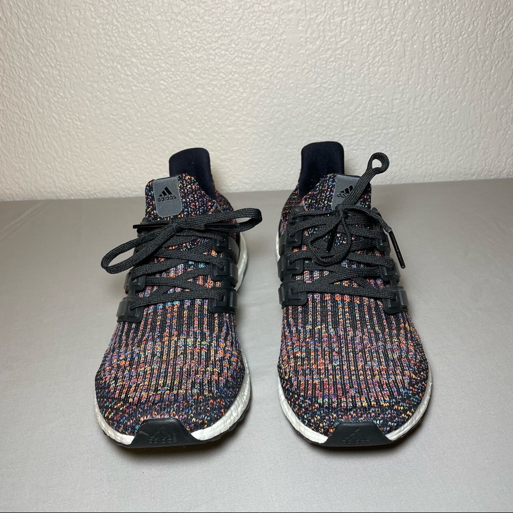 Ultra Boost 3.0 Multicolor - Picture 2 of 3